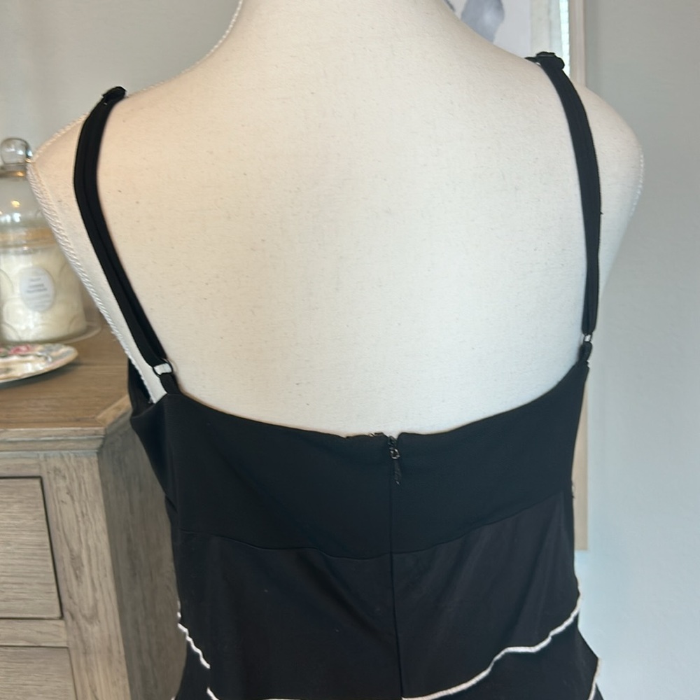 Citrine: Tiered Black and White Spaghetti Strap A Line Dress, Size 8 - Picture 11 of 15